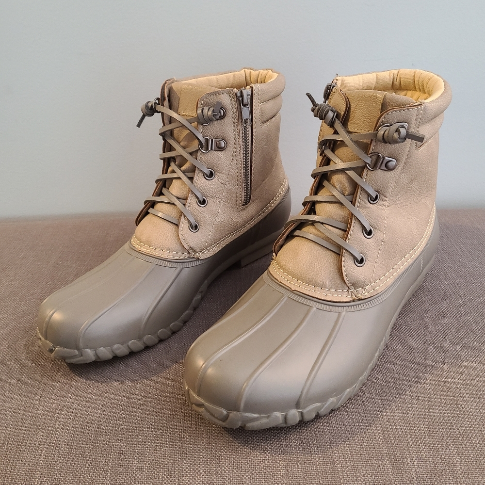 Nautica Sea Ripple Duck Boots